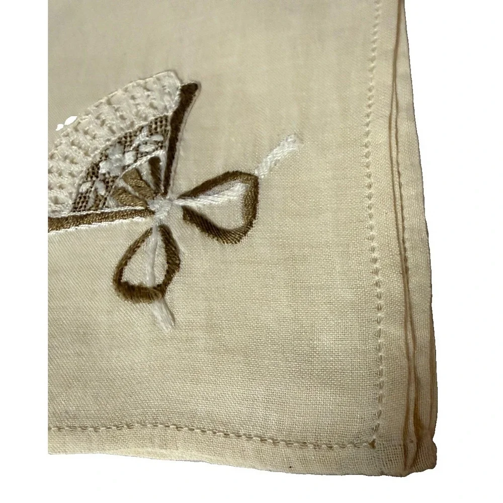 Vintage Linen Napkins Set of 8 Embroidered Fan Bow Ivory Cream 16